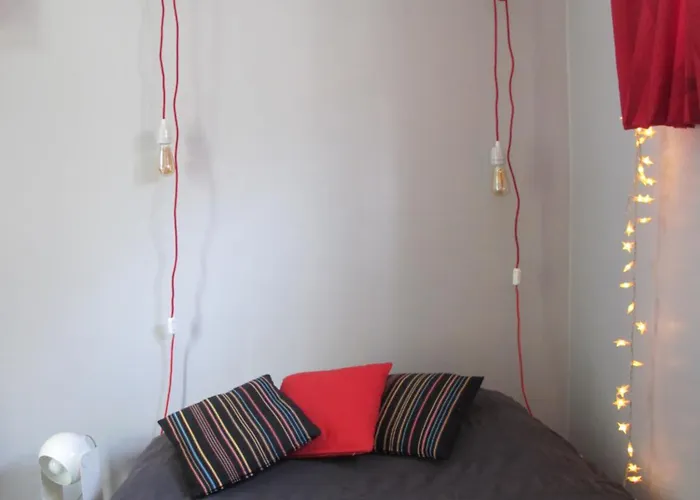 Alloggio in famiglia Avec Cour Extérieure Aux Portes De Paris *